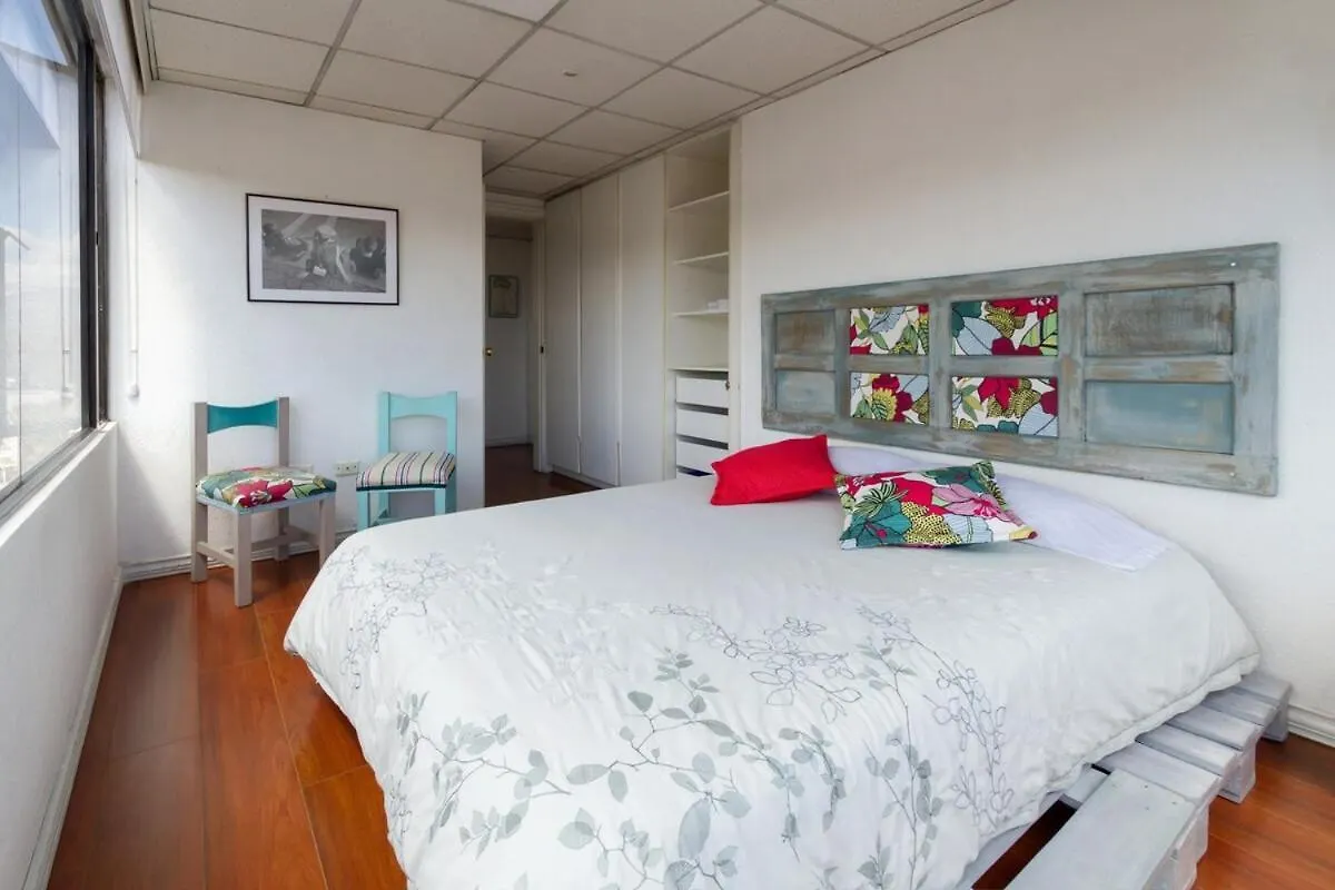 Bright Apartment, 2 Bedrooms, Sensational View 키토 아파트