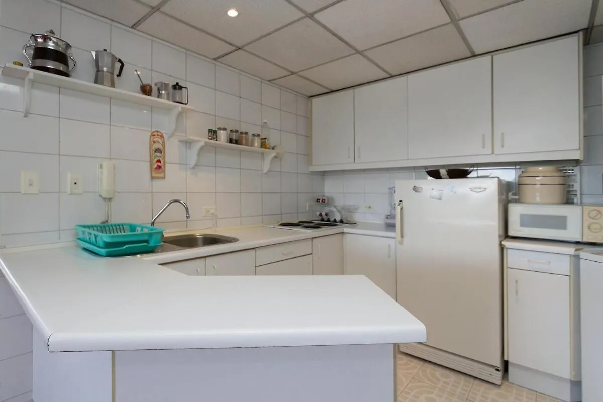 Bright Apartment, 2 Bedrooms, Sensational View 키토 0*,