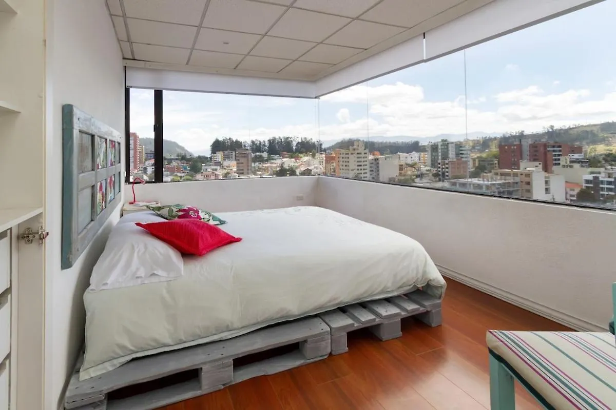 Bright Apartment, 2 Bedrooms, Sensational View 基多